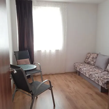 тристаен в комплекс атлантик *