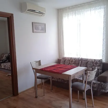 Lägenhet тристаен в комплекс атлантик Bjala