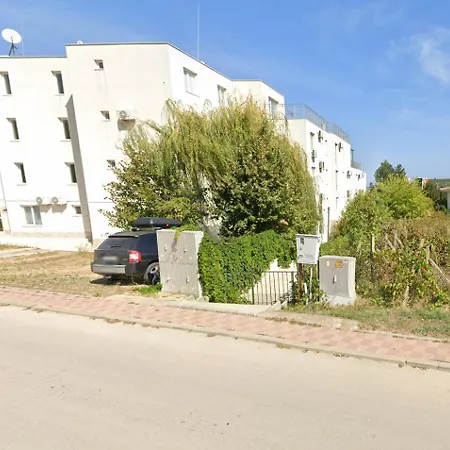 тристаен в комплекс атлантик Apartment *